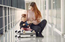 Podróżujący rodzice: o czym pamiętać podróżując z dzieckiem?